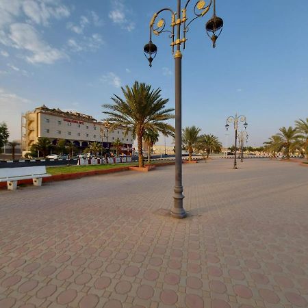 עראר Qasr Alshamal Hotel מראה חיצוני תמונה