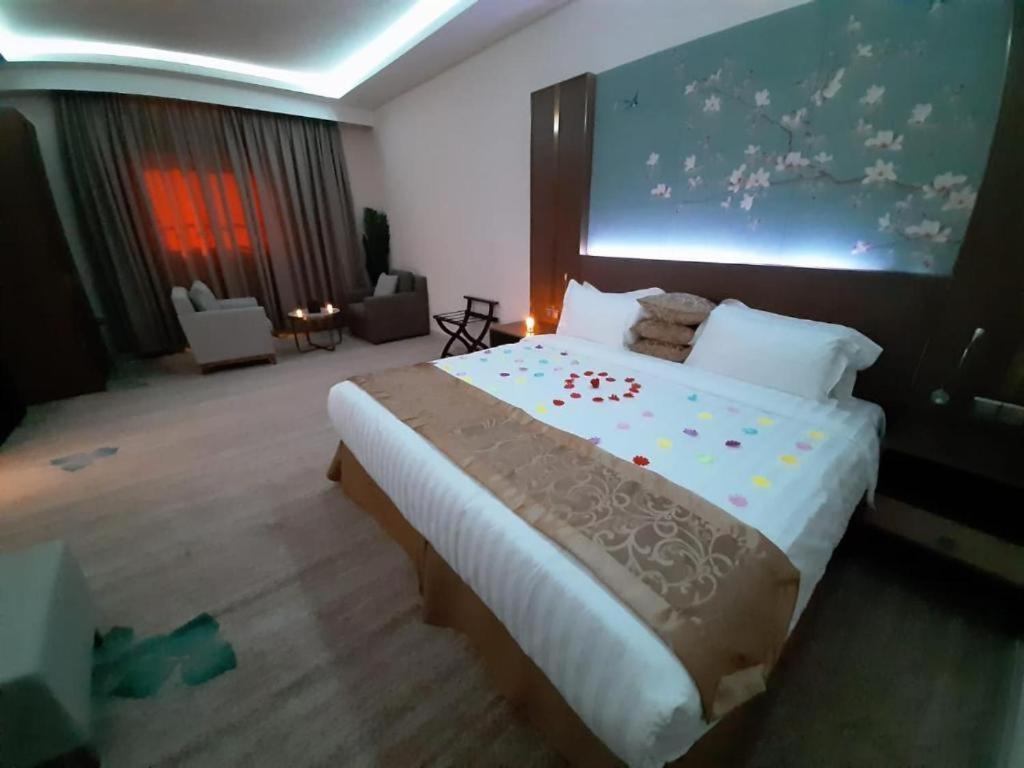 עראר Qasr Alshamal Hotel מראה חיצוני תמונה