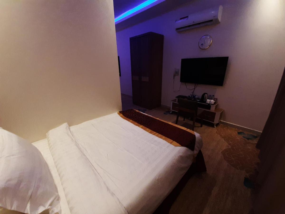 עראר Qasr Alshamal Hotel מראה חיצוני תמונה