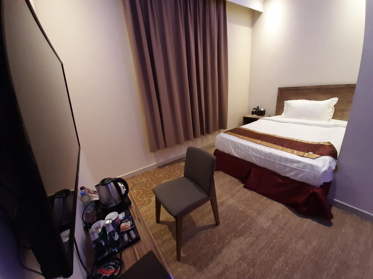 עראר Qasr Alshamal Hotel מראה חיצוני תמונה
