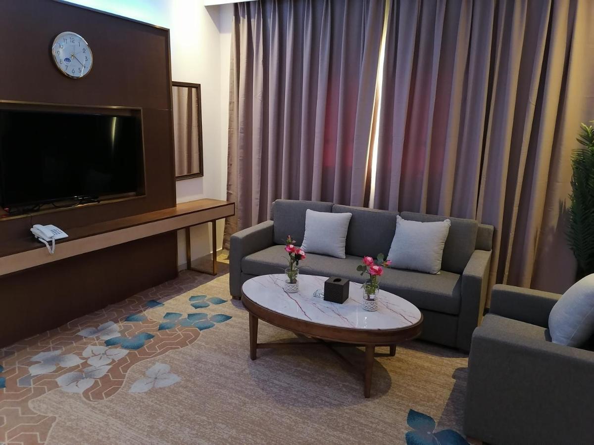 עראר Qasr Alshamal Hotel מראה חיצוני תמונה