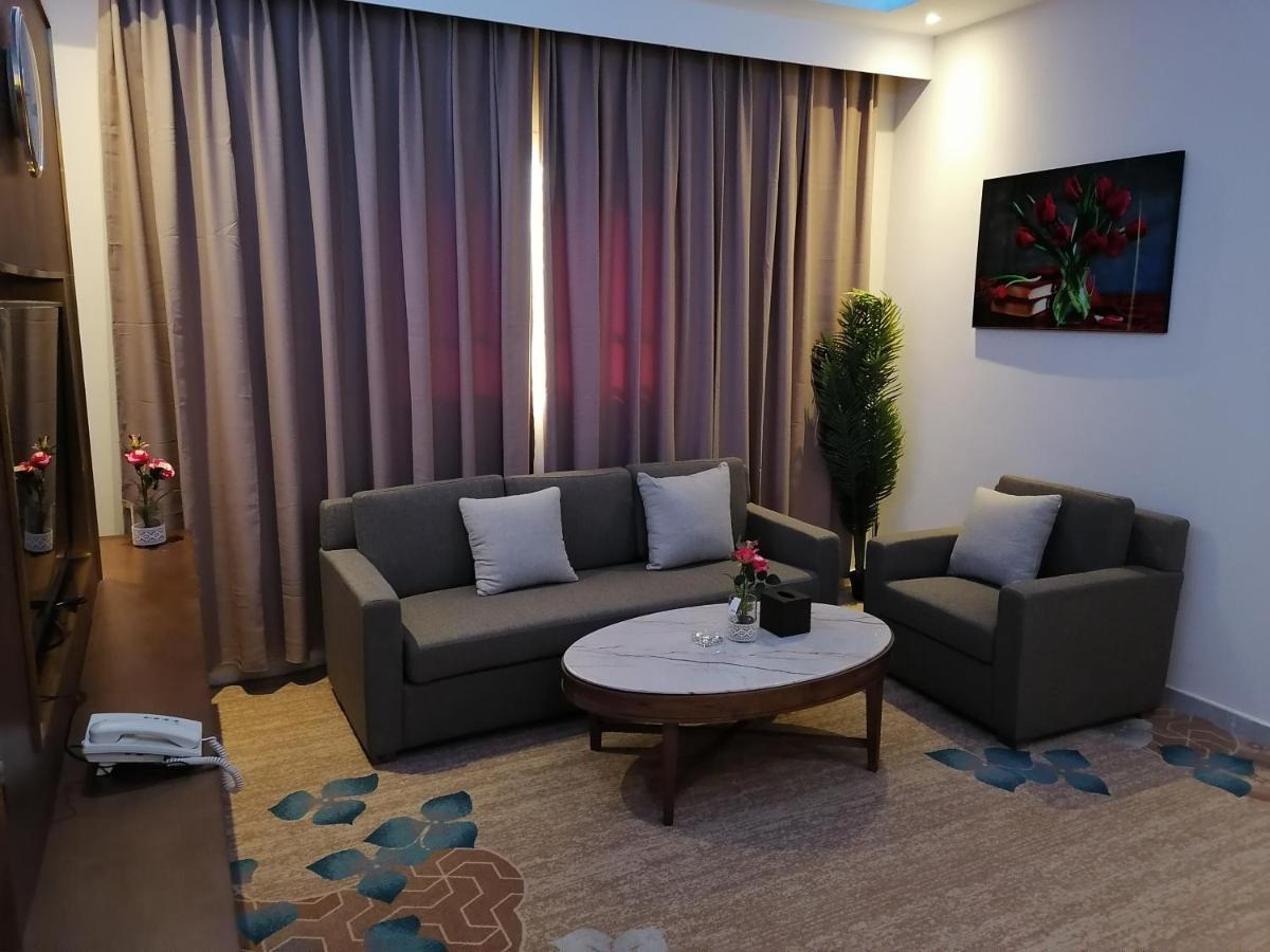 עראר Qasr Alshamal Hotel מראה חיצוני תמונה
